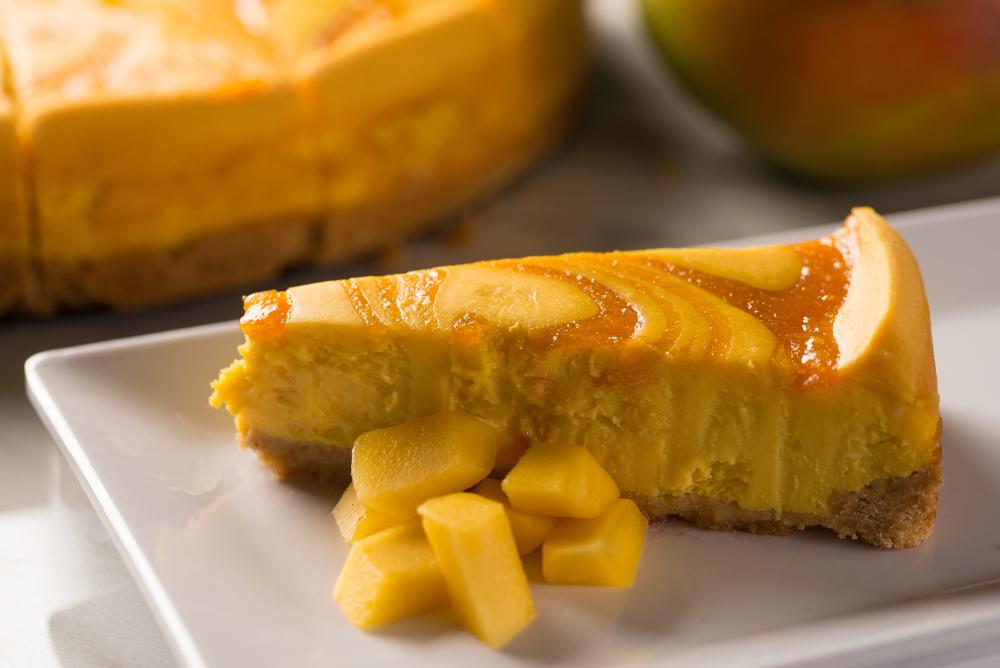 Mango Cheesecake - 10"