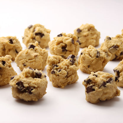 Chocolate Chunk Cookie Dough - 40 Pieces