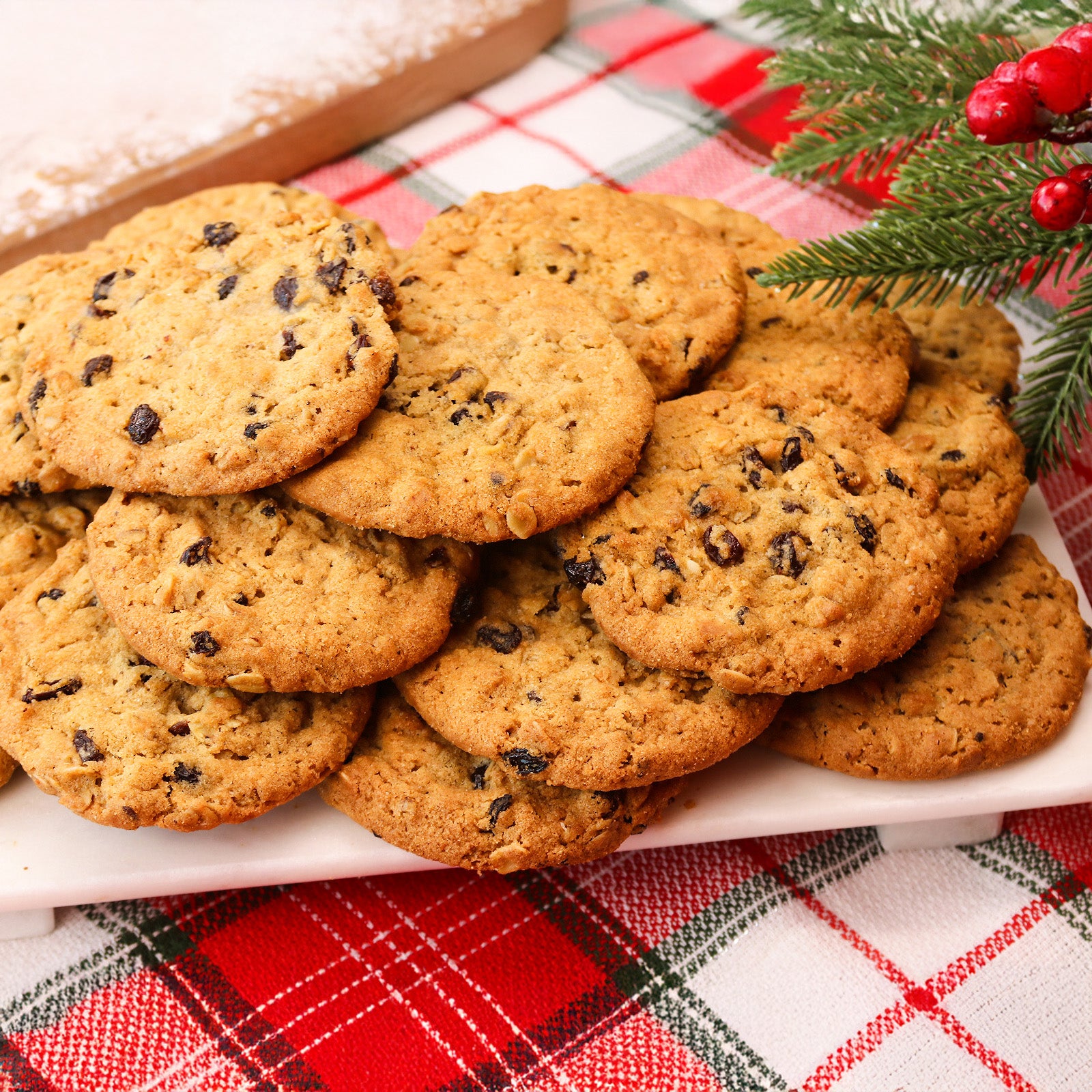 Fresh Baked Oatmeal Raisin Cookies – David's Cookies