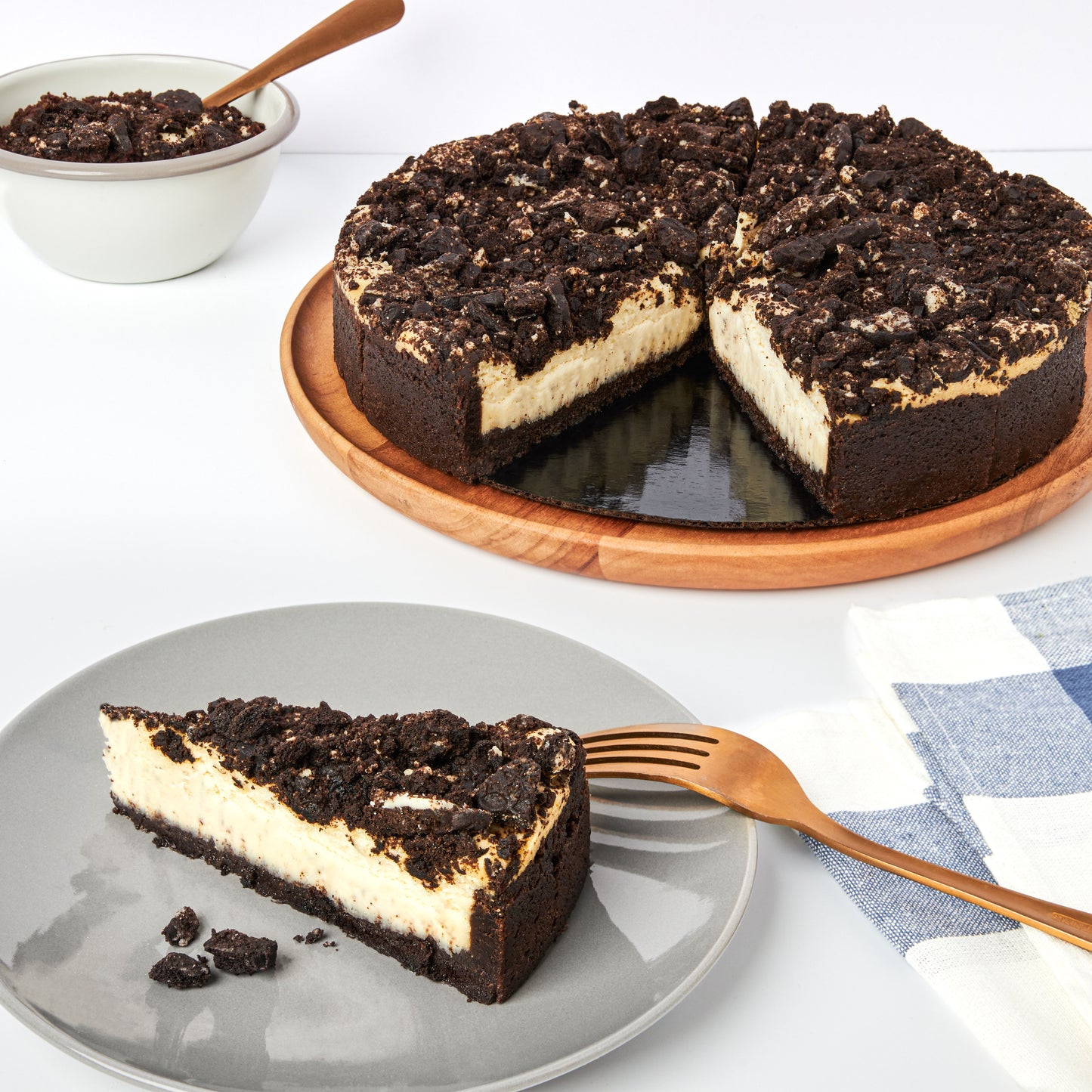 Cookies & Cream Cheesecake - 10"